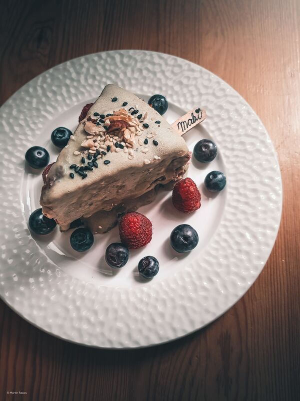 Domácí dezert s ovocem